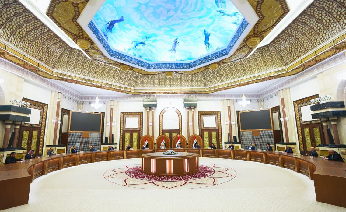 State Administration Coalition holds meeting in government palace