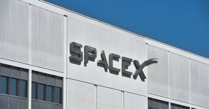 خسائر سبيس إكس تصل إلى 5 مليارات دولار في 2025 رغم التوسع