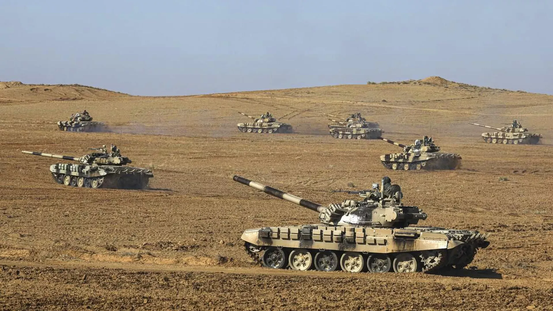 2026 Deterrence: Iranian Army Confirms Failure of Ground Threats and Effectiveness of "Fajr" and "Fath" Missiles