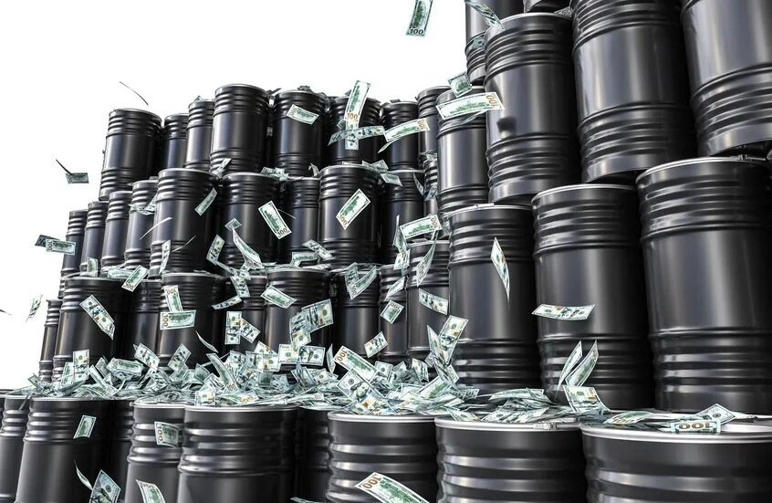 Oil Prices Surge Above $126 Amid Rising Prospects of Military Escalation Against Iran in 2026