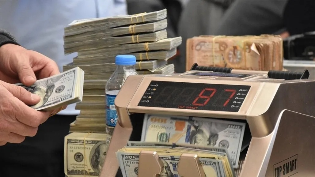 الدولار يسجل ارتفاعاً جديداً بسعر الصرف في العراق