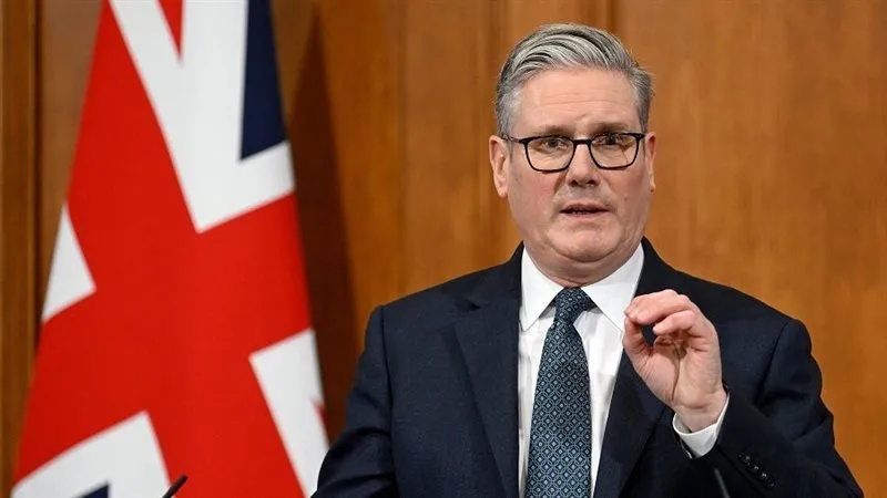 London Intercepts Russian 'Shadow Fleet' Oil Tanker in English Channel First