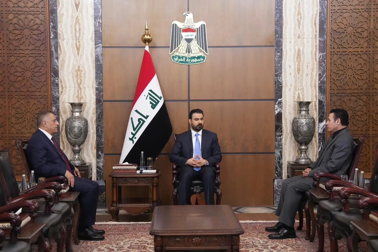 رئيس الوزراء يؤكد تعزيز استقلال القرار الأمني العراقي خلال تسليم مهام مستشارية الأمن