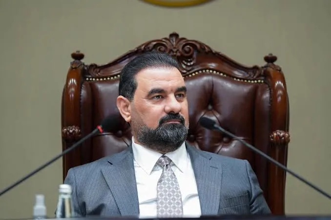 الاتحاد الوطني يعتبر استهداف مضيف رئيس البرلمان اعتداءً صارخاً على هيبة الدولة