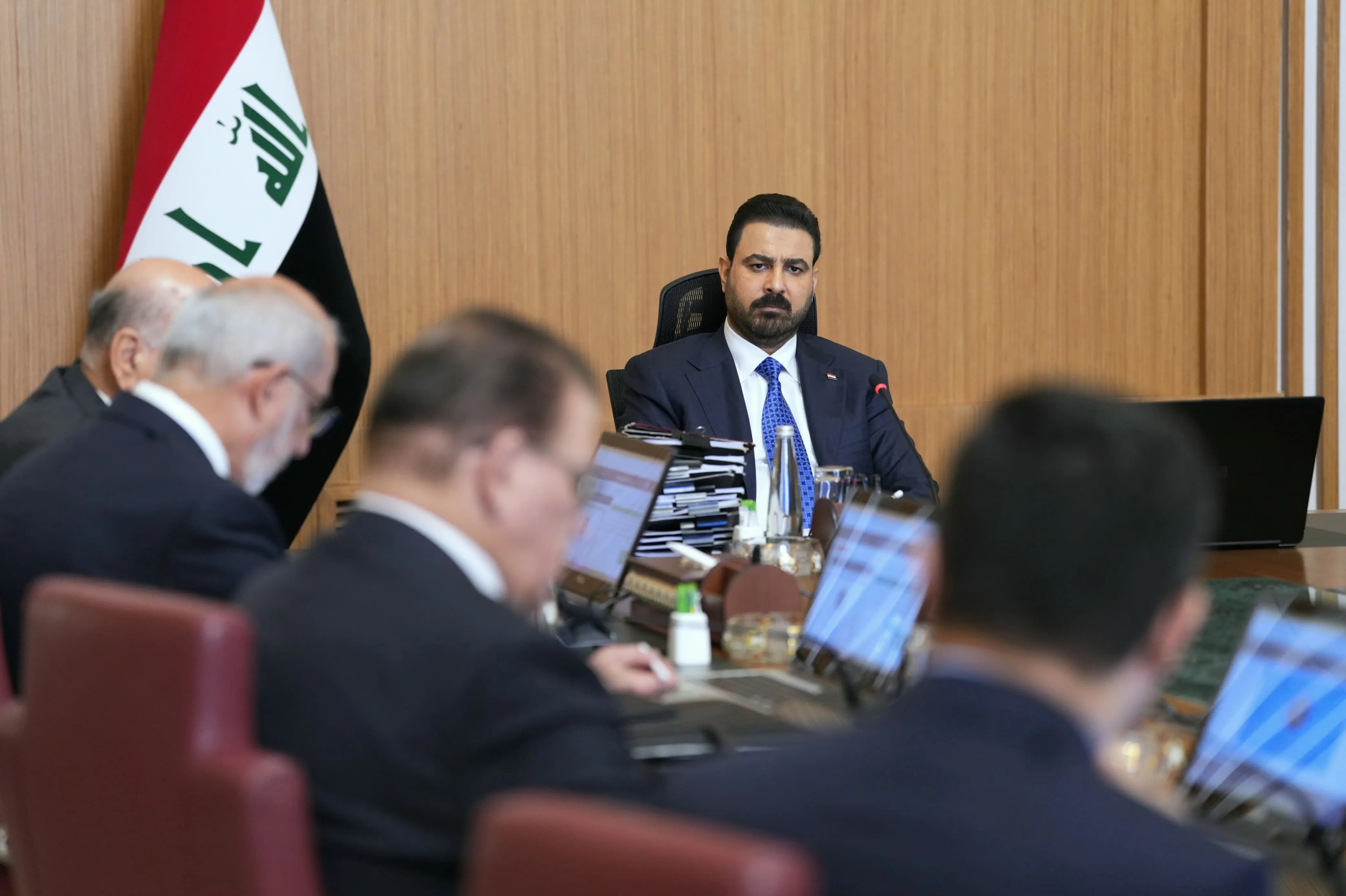 الحكومة تقر حزمة قرارات: إزالة زهرة النيل، وتزويد المولدات بوقود مجاني لضمان تشغيل ممتد يومياً