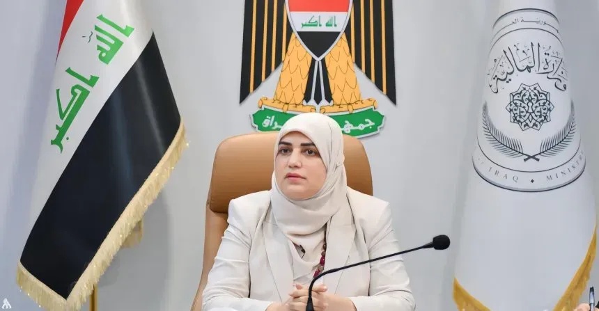 وزيرة المالية السابقة طيف سامي تدحض مزاعم اختفاء أموال عامة وتؤكد سلامة الرقابة