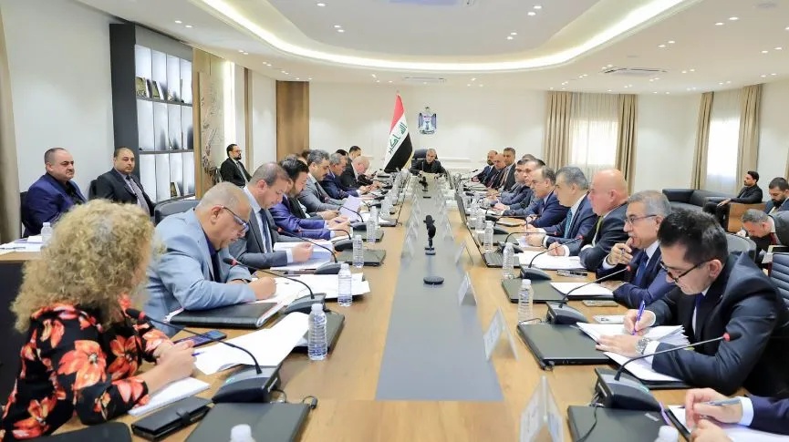 المجلس الوزاري للاقتصاد يشكل لجنة مشتركة لمسح المنافذ غير الرسمية بالإقليم