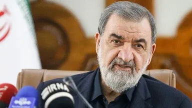 مستشار إيراني: مضيق هرمز ردع استراتيجي يتجاوز أهمية القنابل الذرية