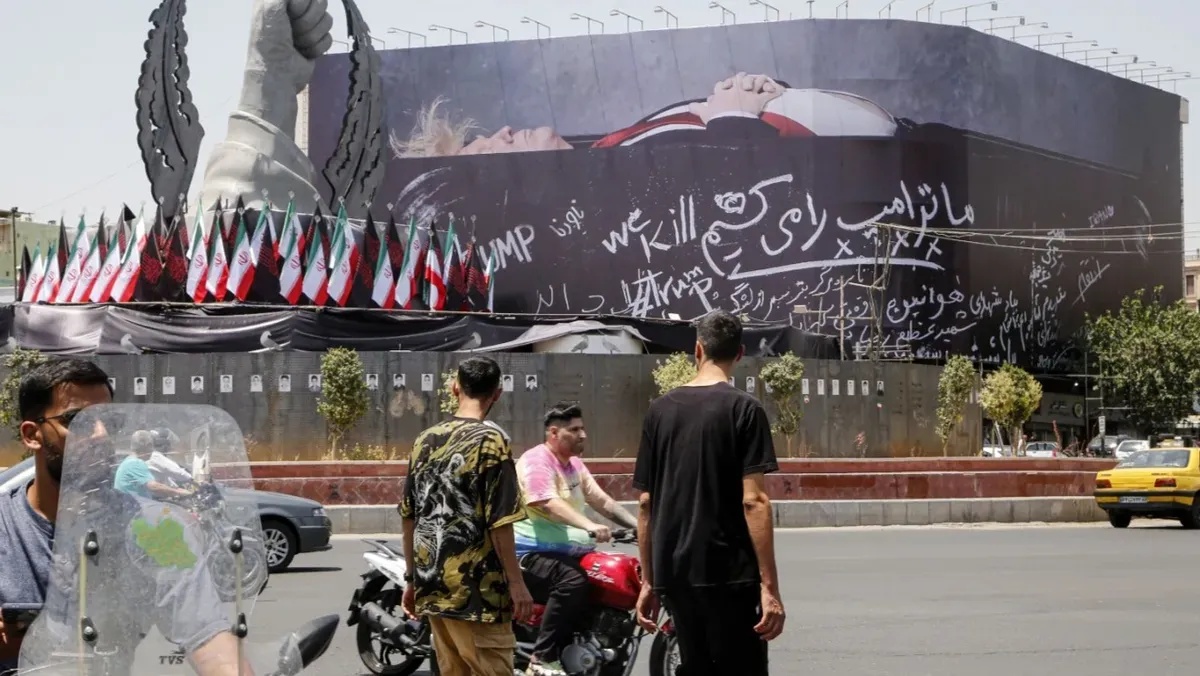 تصاعد التوتر مع إيران: ترامب يواجه احتمالية الانجرار إلى "حرب أبدية"