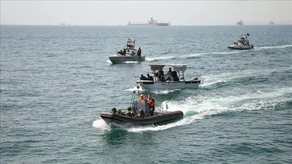 مصدر إيراني ينفي صحة التقارير حول اتفاق وشيك لإعادة فتح مضيق هرمز