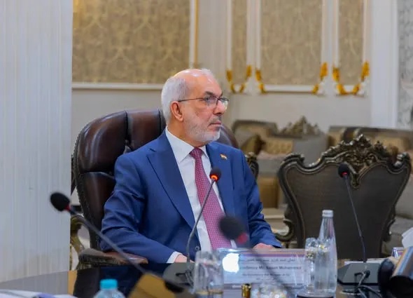 وزير النفط يؤكد أهمية تعزيز إنتاج حقول كركوك الأربعة واستثمار الغاز