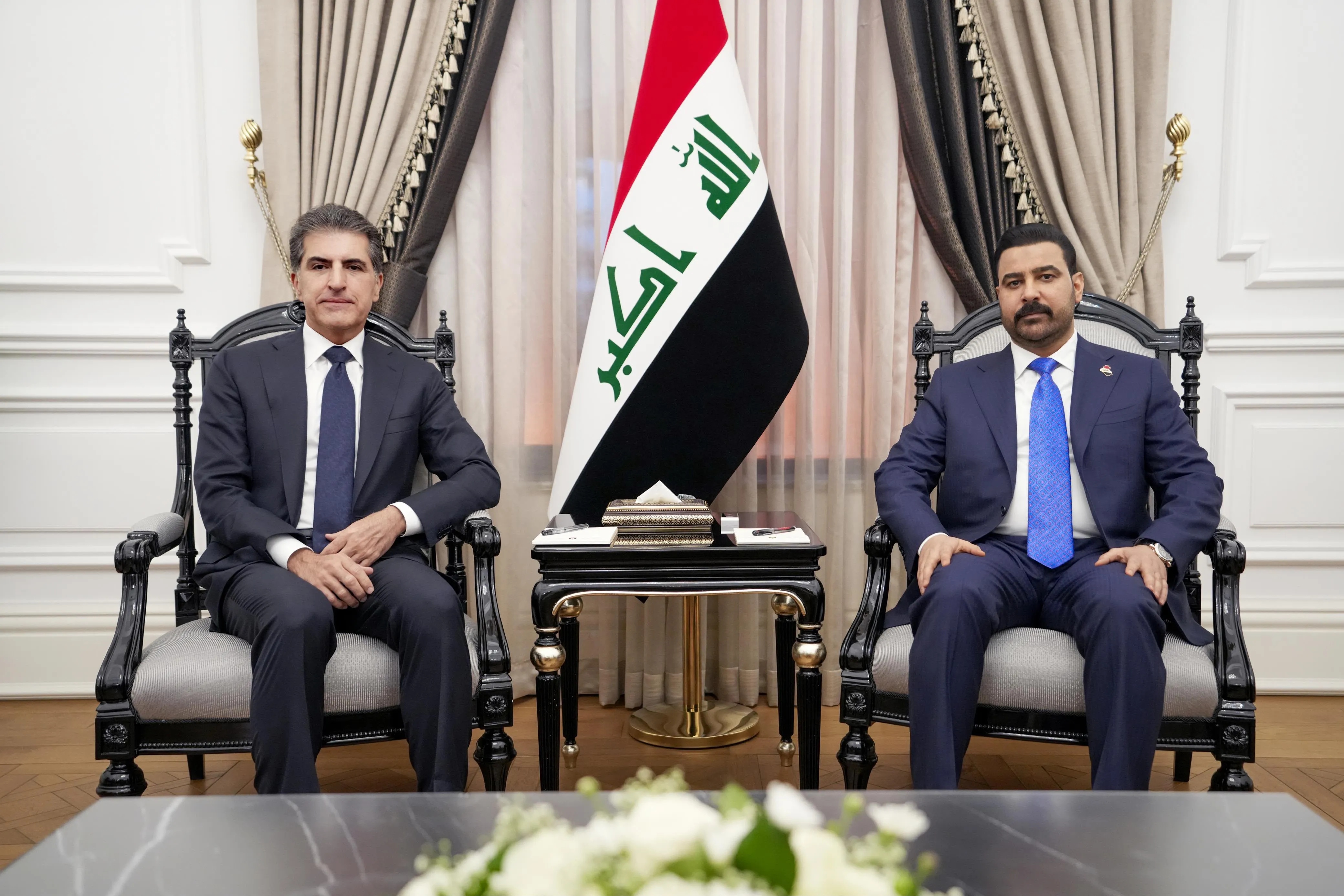 الزيدي يؤكد لبارزاني سعيهم لحل جميع الملفات العالقة