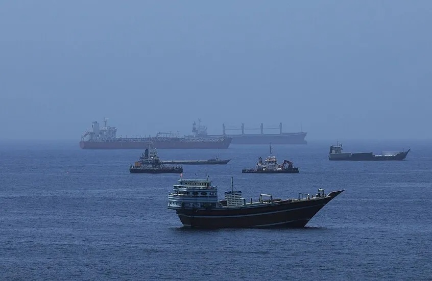 Data Reveals Slowdown in Shipping Traffic Through Strait of Hormuz This Week