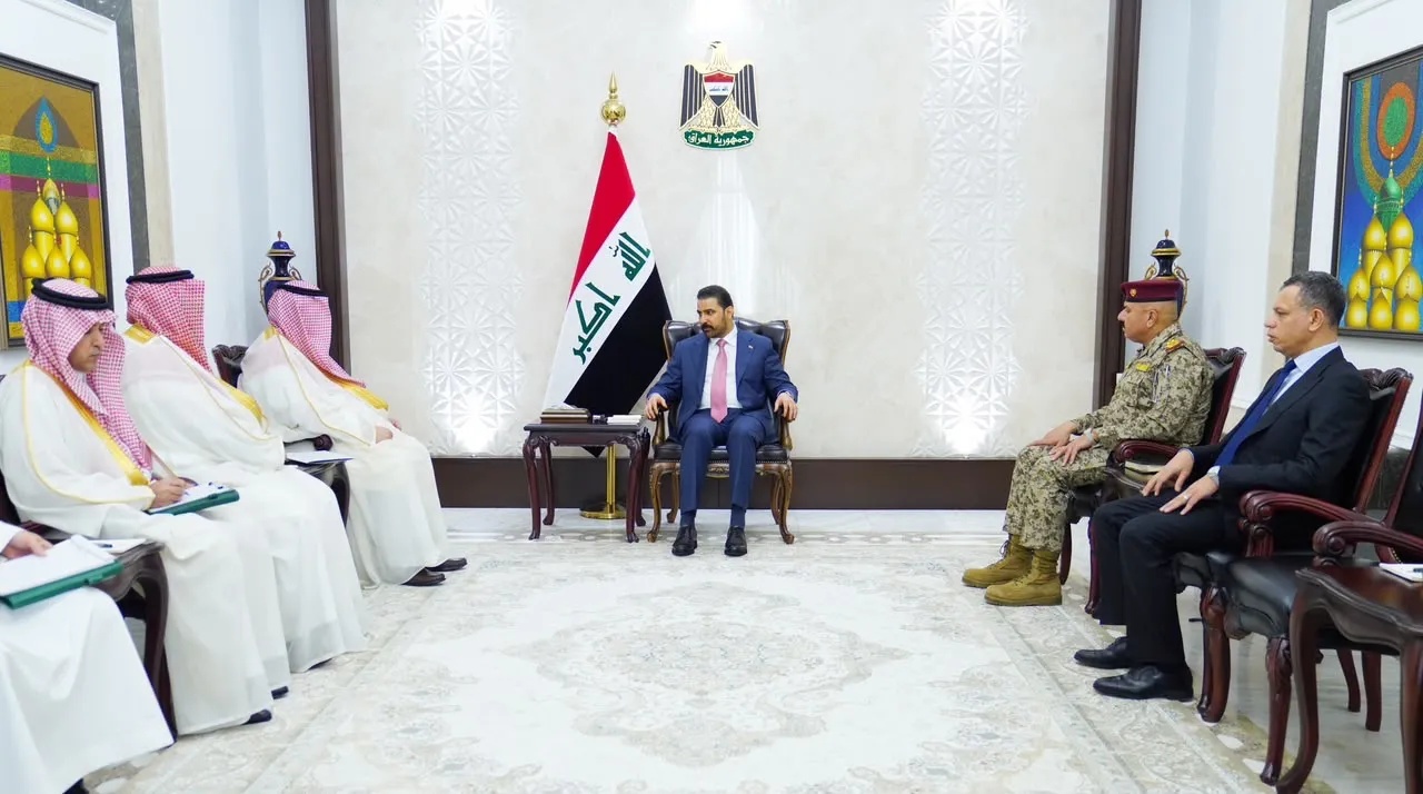 الزيدي يتلقى دعوة متجددة لزيارة الرياض من القيادة السعودية عبر رئيس الاستخبارات
