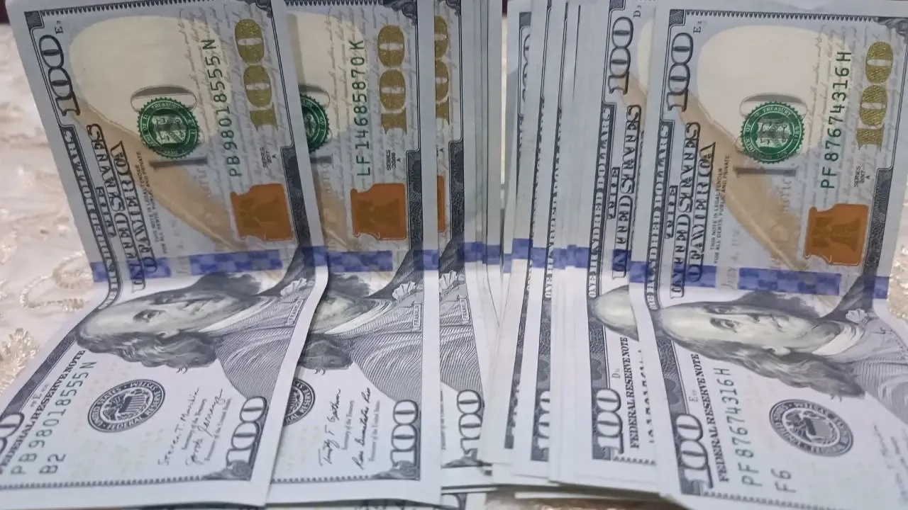 تحديث أسعار صرف الدولار في الأسواق العراقية