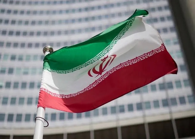 إيران تحدد شروطاً لإعادة فتح مضيق هرمز الاستراتيجي