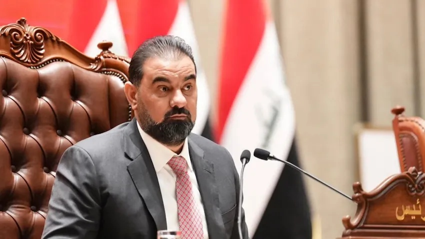 رئيس البرلمان العراقي: أبلغنا نظيرنا الإيراني مطالب العراق بتسهيل صادرات النفط عبر مضيق هرمز