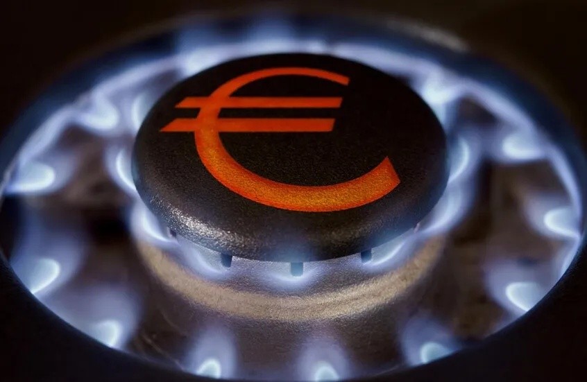 Russian Official Criticizes European Energy Policies Amidst Sharp Gas Price Surge
