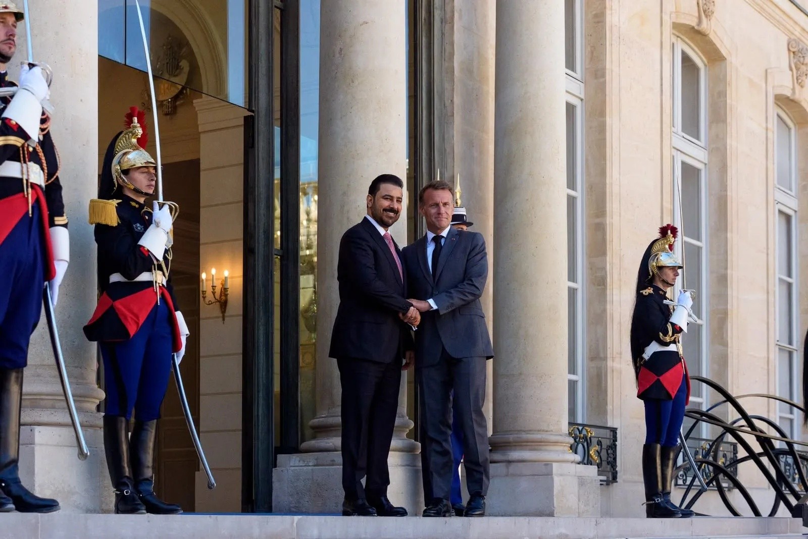 Macron Receives Al-Zaidi and Stresses: Joint Defense, Security Cooperation Key to Counter-Terrorism