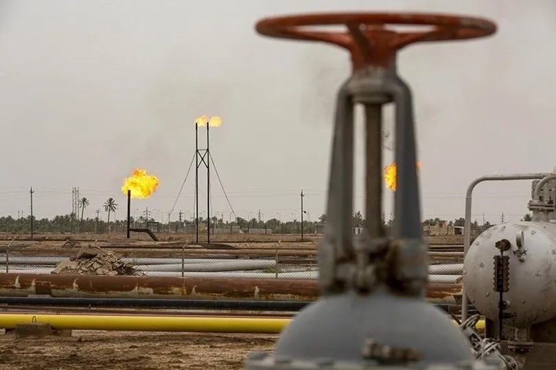 Iraqi Oil Prices Decline Amidst Global Brent Surge