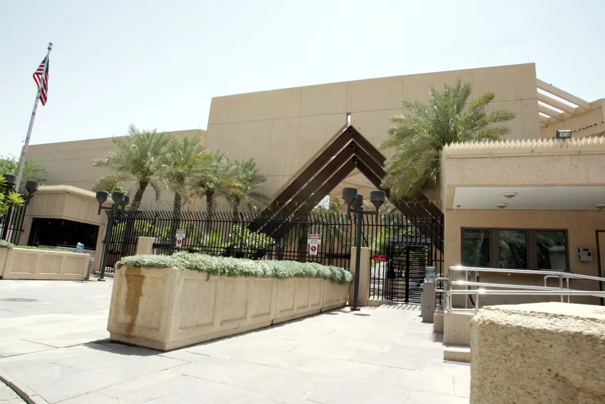 US Embassy in Saudi Arabia Issues "Level 3" Travel Warning on Attack Risks