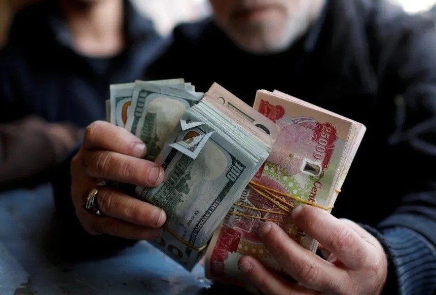 Dollar Exchange Rates See Significant Surge: 160,000 Dinars per 100 Dollars at Close