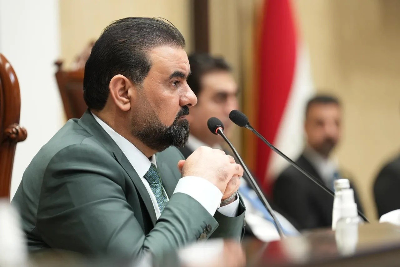 رئيس البرلمان: شح المنتجات النفطية بالعراق مرفوض