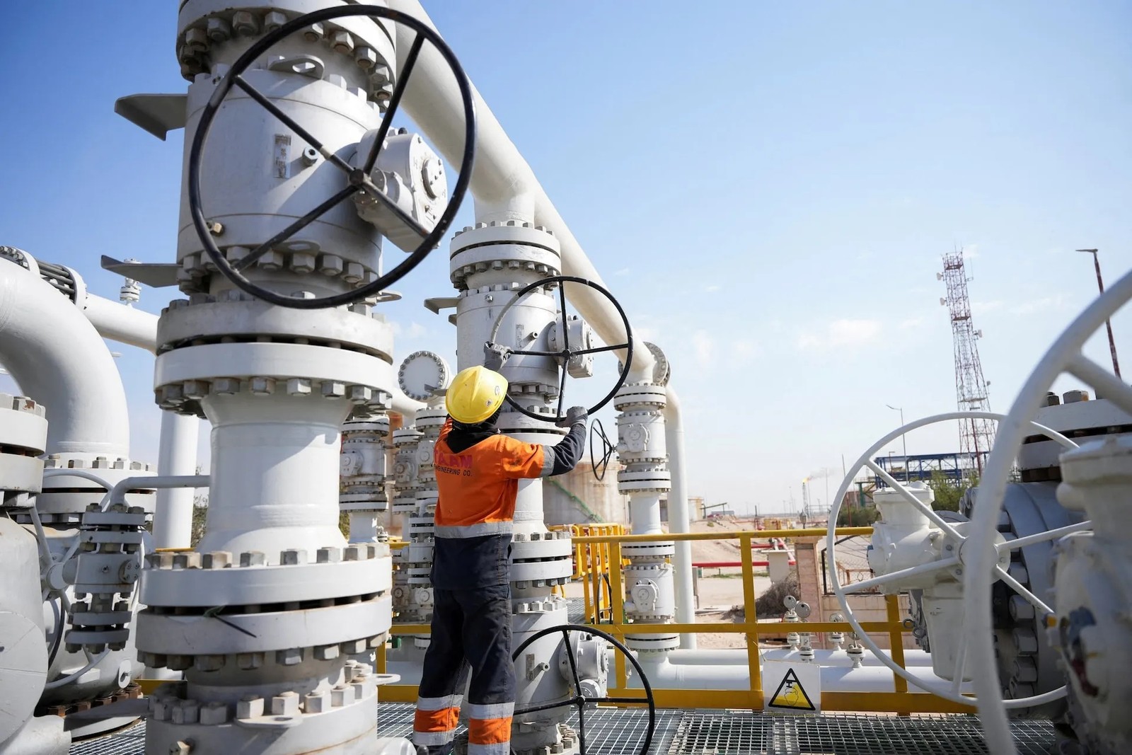 Iraq Receives US Gasoline Via Syria in New Energy Corridor