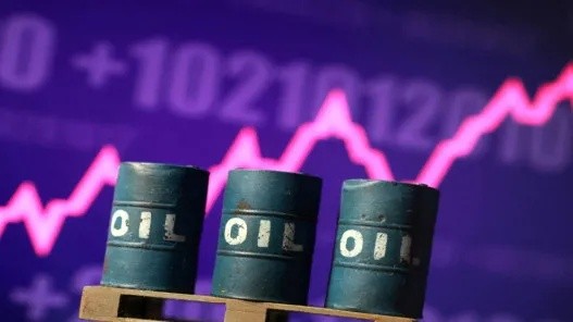 Oil prices rise after Trump rejects easing Iran sanctions
