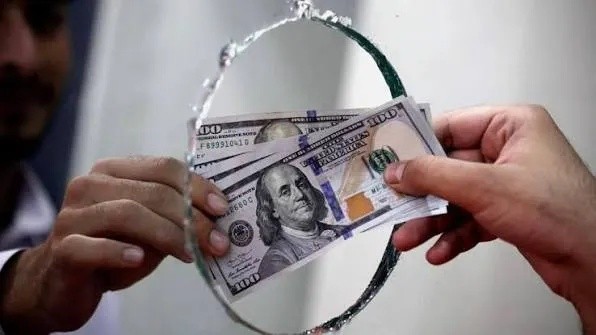 Dollar exchange rates record a new rise in Iraq