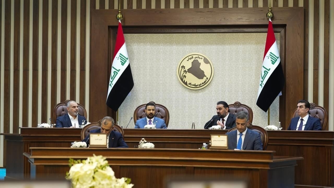الزيدي يؤكد رفض جدولة الرواتب كل 45 يوماً وتجاوز الديون وسط حصار غير معلن