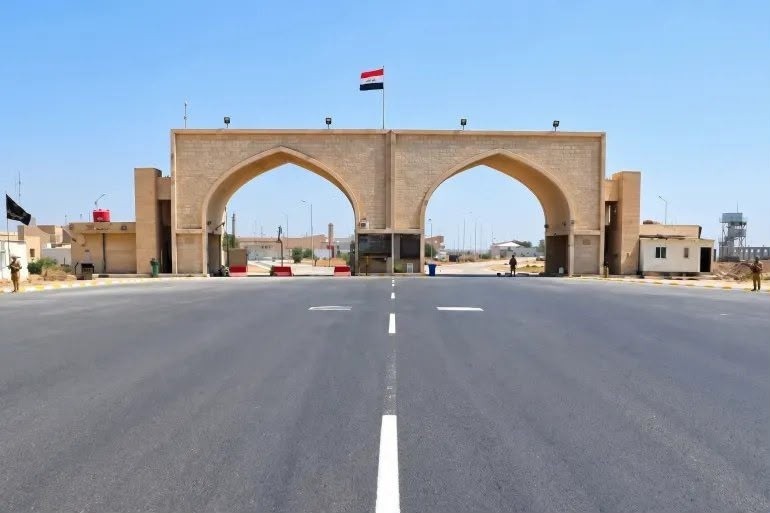 السفارة الإيرانية تنفي إغلاق منفذ الشيب بسبب المخدرات والعملات المزورة
