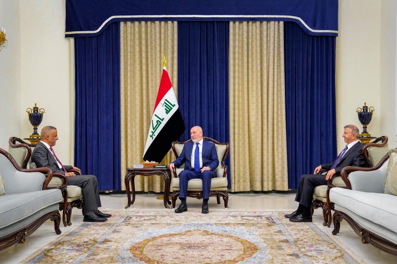 رئيس الجمهورية يؤكد على تطوير الجيش لتعزيز أمن العراق