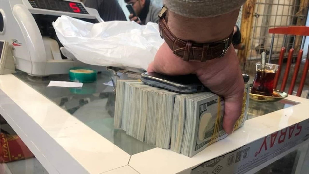 Dollar Remains Stable as Trading Closes in Iraqi Markets
